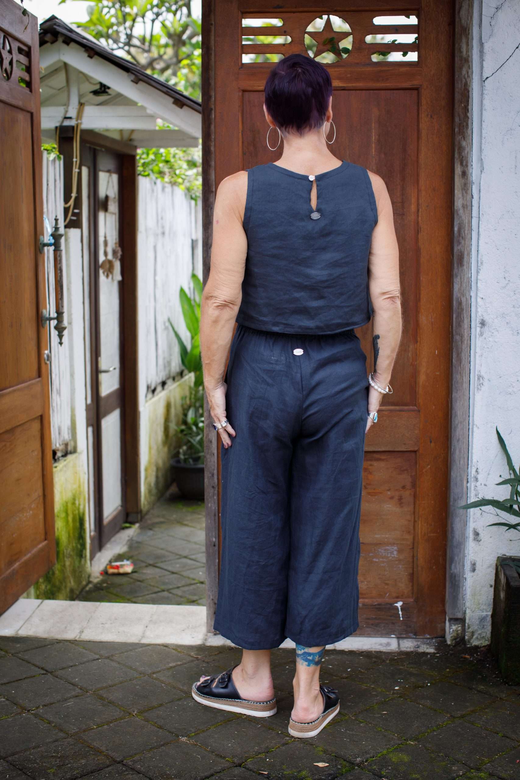 Sleeveless Linen Top