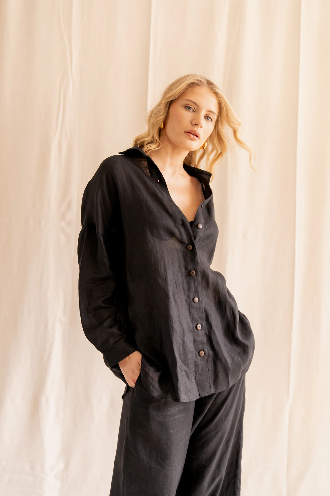 Noa Relaxed Oversized Linen Shirt