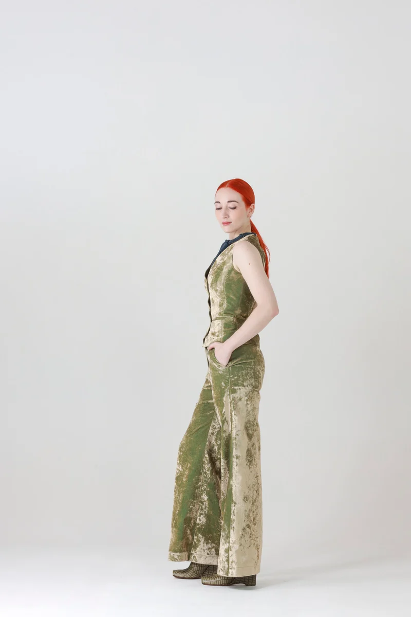 Velvet Vest in Iridescent Green