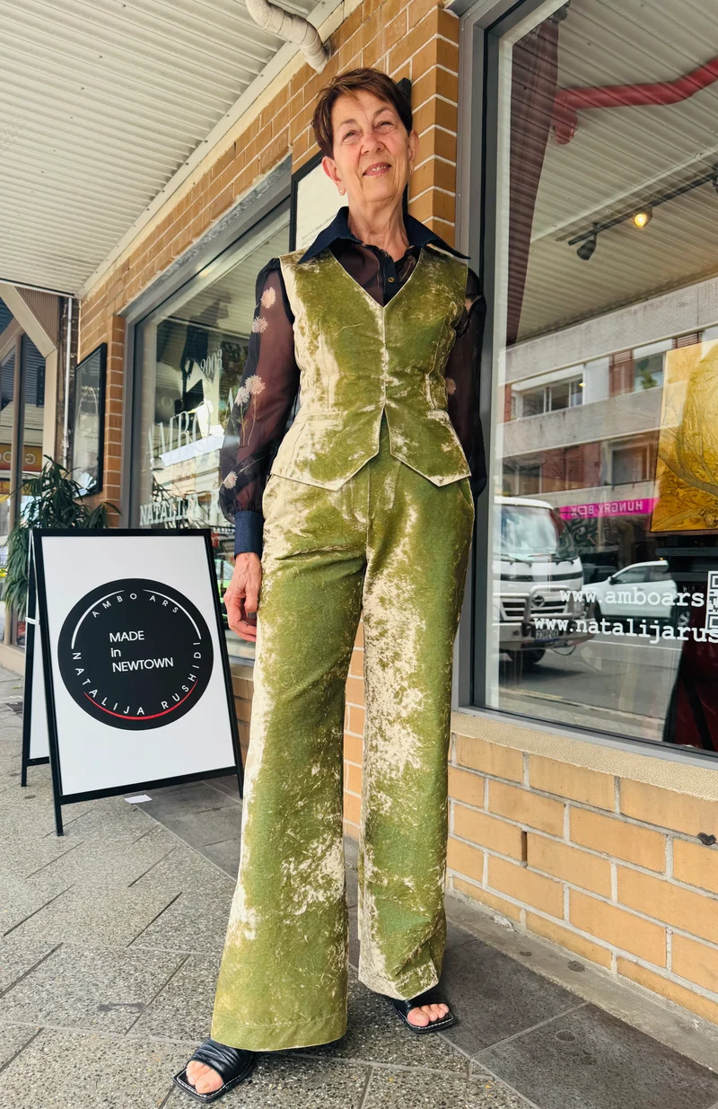 Velvet Vest in Iridescent Green